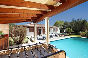 Stylish Two-bedroom Villa