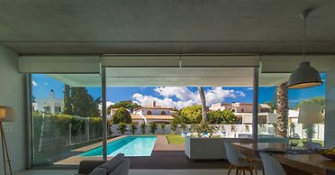Luxury Villa With Pool