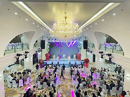The Dome Grand