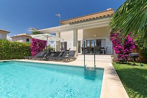 Beachside Villa in Barcares