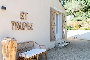 Charming Holiday Home With Private Garden
