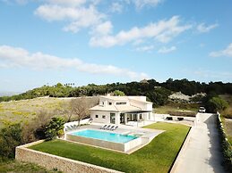 Dalt Son Morro Villa With Hot Tub
