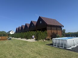 Holiday Homes With Pool, Mielenko