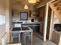 Holiday Homes With Pool, Mielenko