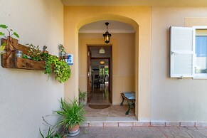 Can Content Villa With Pool & Garden