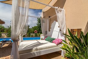 Can Content Villa With Pool & Garden