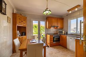 Can Content Villa With Pool & Garden