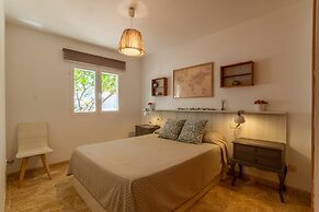 Can Content Villa With Pool & Garden