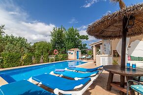 Can Content Villa With Pool & Garden