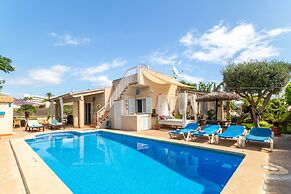 Can Content Villa With Pool & Garden