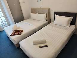 cool memories hotel