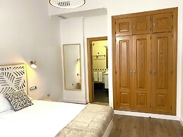 Dobo Málaga Puerto