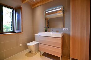 Beach Holiday Home With Private Pool