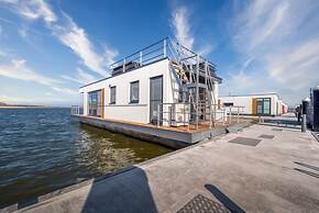 Hausboot am Saaler Bodden, Ribnitz-damgarten