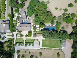 Son Simo Vell Pool & Vineyard Views