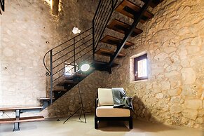 Cozy Mountain-view Villa