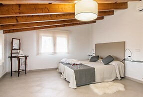 Cozy Mountain-view Villa