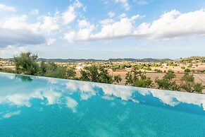 Cozy Mountain-view Villa