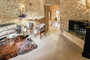 Cozy Mountain-view Villa