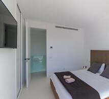 Beachside La Pau de Mar Villa With Pool