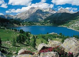 Apartment in Allos With Stunning Mountain Views
