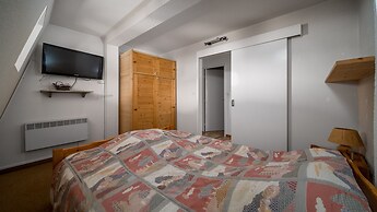 Apartment in Allos With Stunning Mountain Views