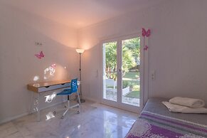 Beach House in Playa de Muro