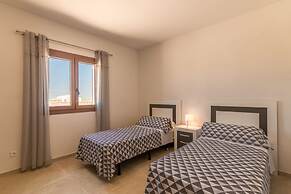 Villa in Spain With Private Pool & Beaches Nearby