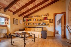 Spacious Lexiclati Villa With Pool