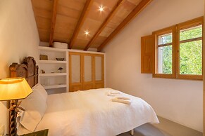 Spacious Lexiclati Villa With Pool