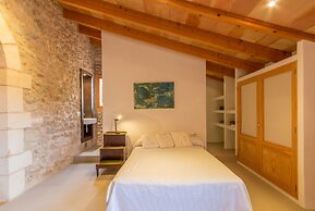 Spacious Lexiclati Villa With Pool