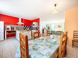 Spacious Home With Beach Access