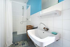 Spacious Home With Beach Access