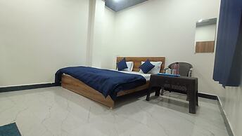 Hotel Nandi INN