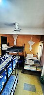 WE TRAVEL HOSTEL