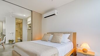 Salguero Suites By HostPro