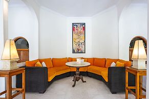 Cove Urbanest Inn