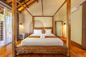 Cove Urbanest Inn