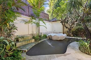 Cove Urbanest Inn