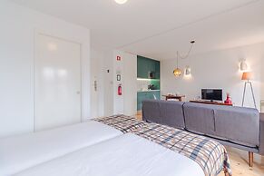 Charming Studio, Ideal for Smaller Groups