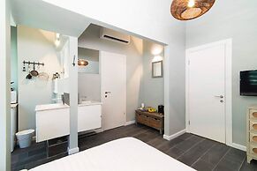 Raphael City Nest