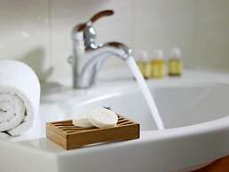 Asterias Boutique Hotel