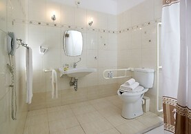 Asterias Boutique Hotel