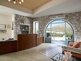 Asterias Boutique Hotel