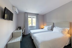 Avenue Hill Hotel
