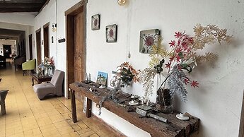 CASA DE LAS FLORES