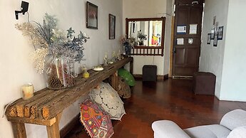 CASA DE LAS FLORES