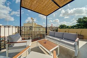 Room-ta´ Karmenu, an 800 Year old Modern