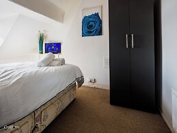 Wood Hus Lodge