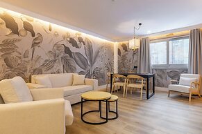 HA Aparthotel Retiro Suites